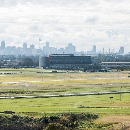 Racecourse Space Pop Up Randwick Экстерьер фото