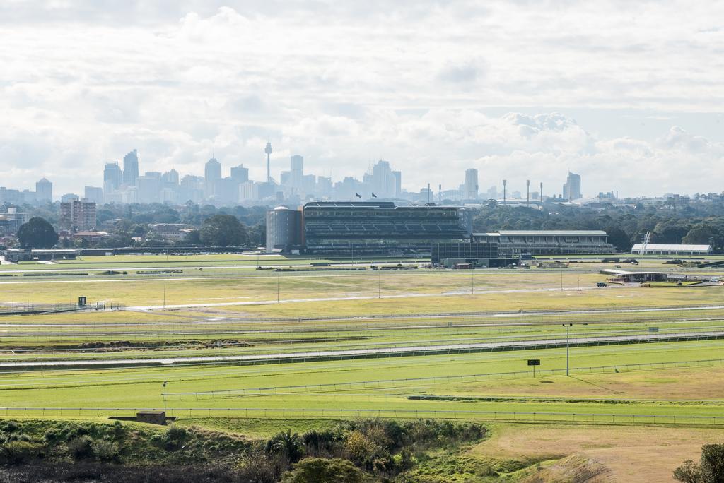 Racecourse Space Pop Up Randwick Экстерьер фото