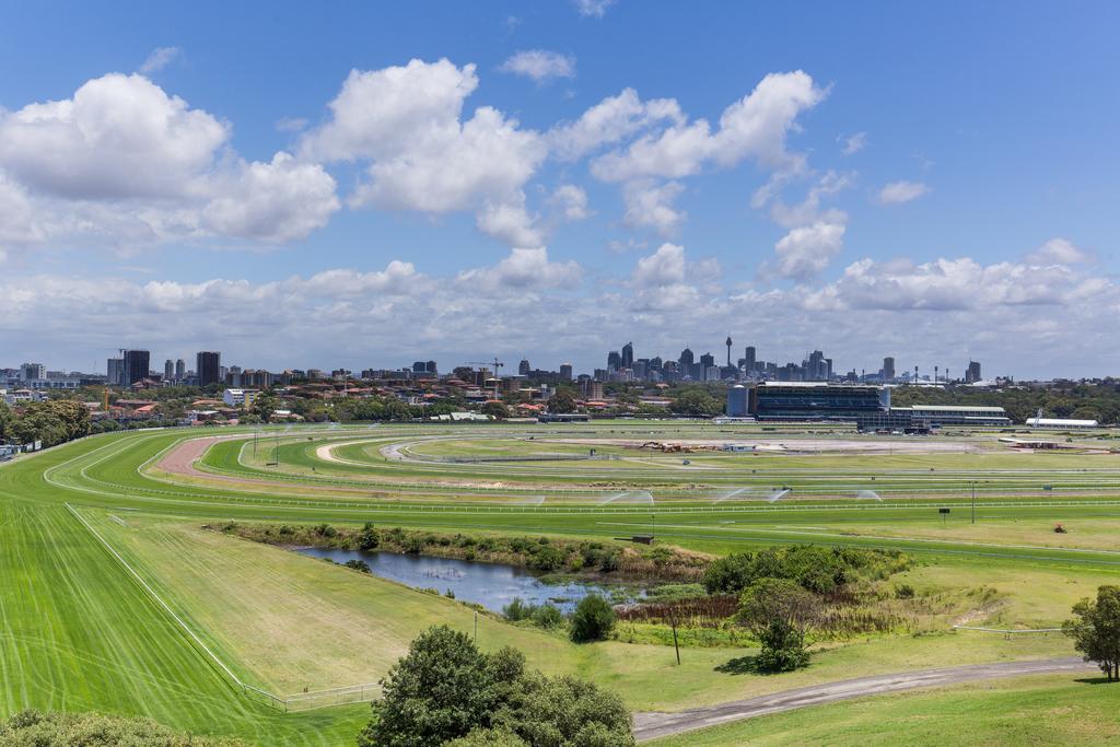Racecourse Space Pop Up Randwick Экстерьер фото
