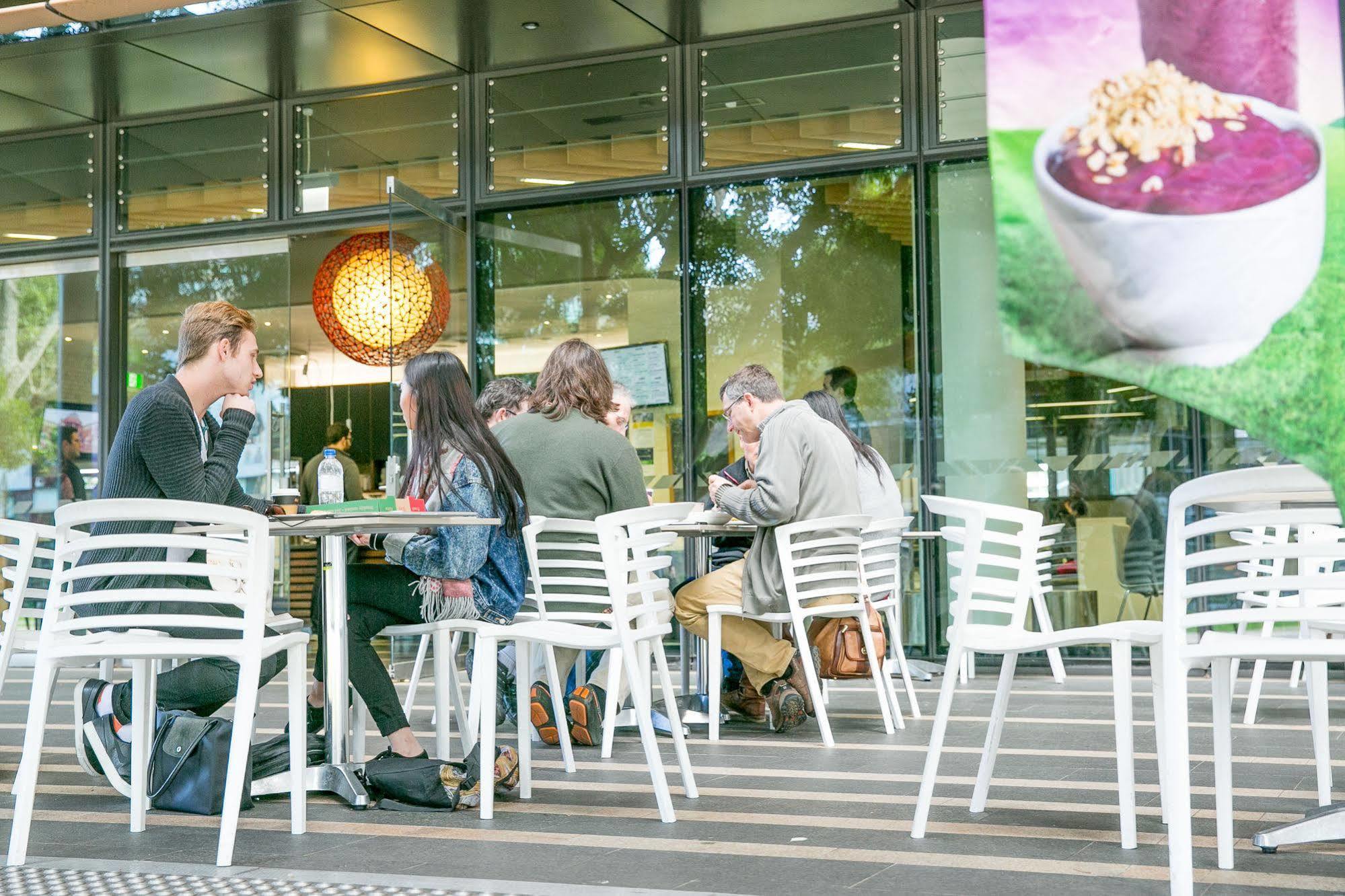 Racecourse Space Pop Up Randwick Экстерьер фото