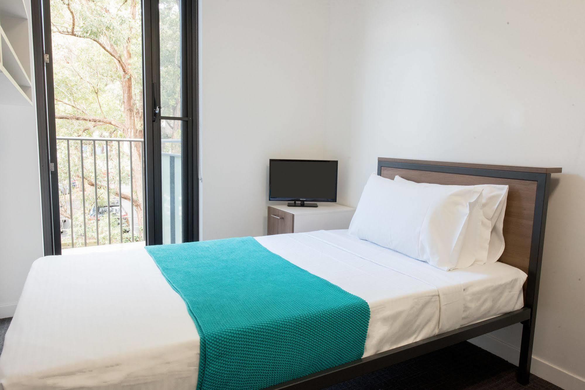 Racecourse Space Pop Up Randwick Экстерьер фото