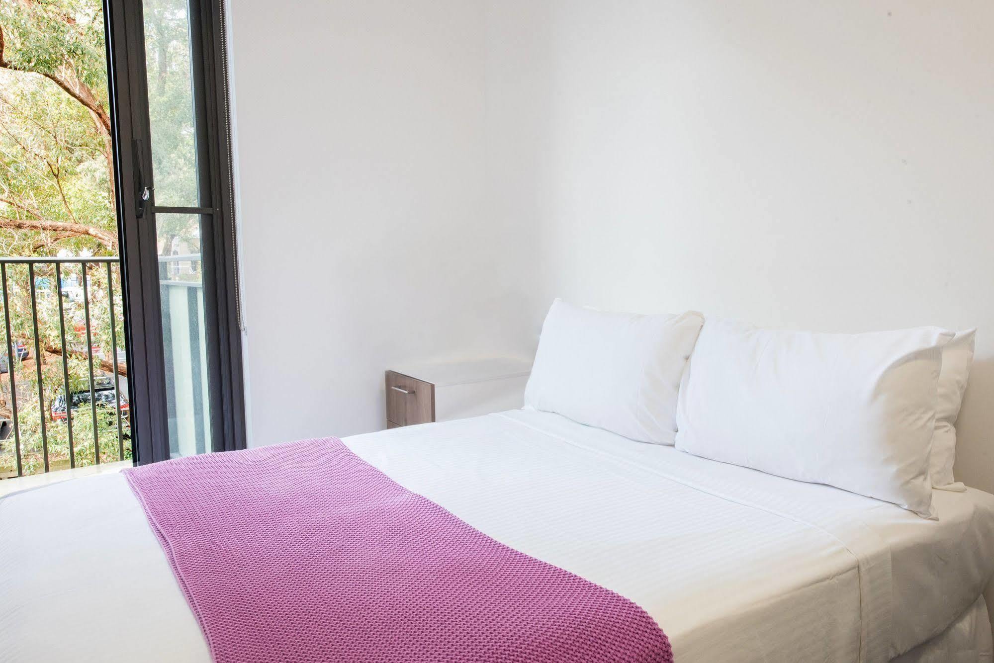 Racecourse Space Pop Up Randwick Экстерьер фото