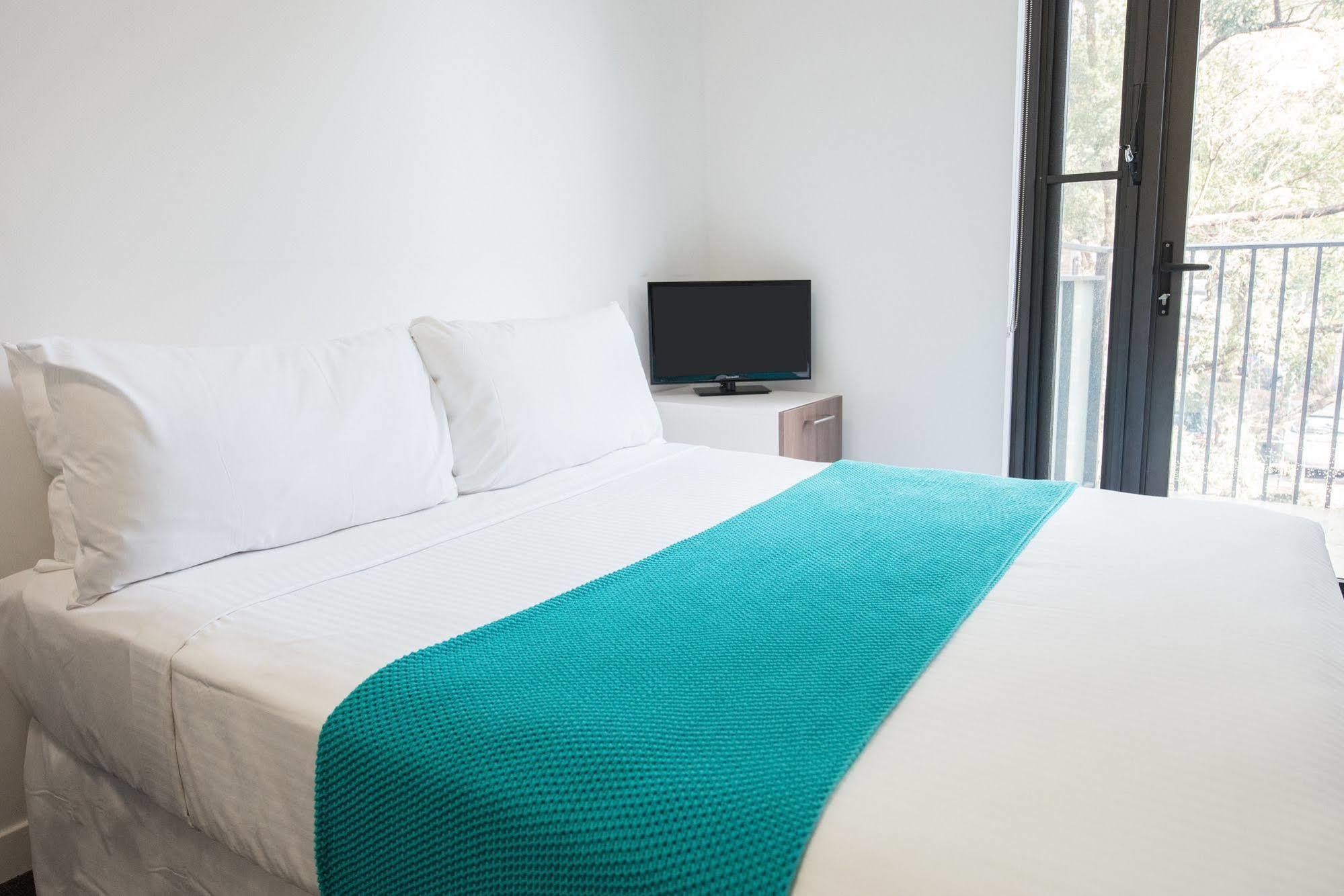 Racecourse Space Pop Up Randwick Экстерьер фото