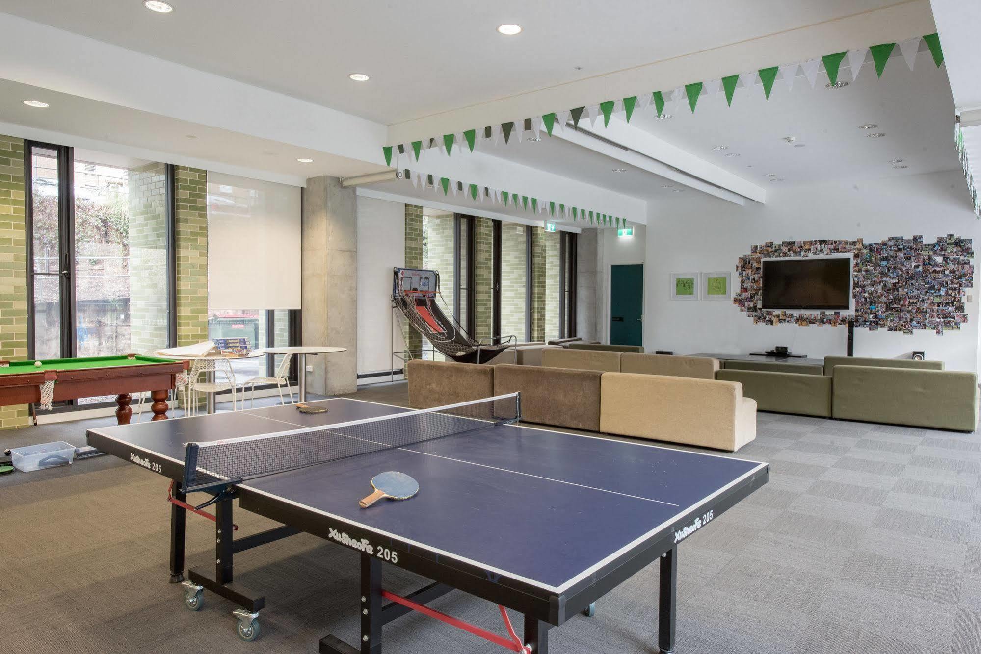 Racecourse Space Pop Up Randwick Экстерьер фото