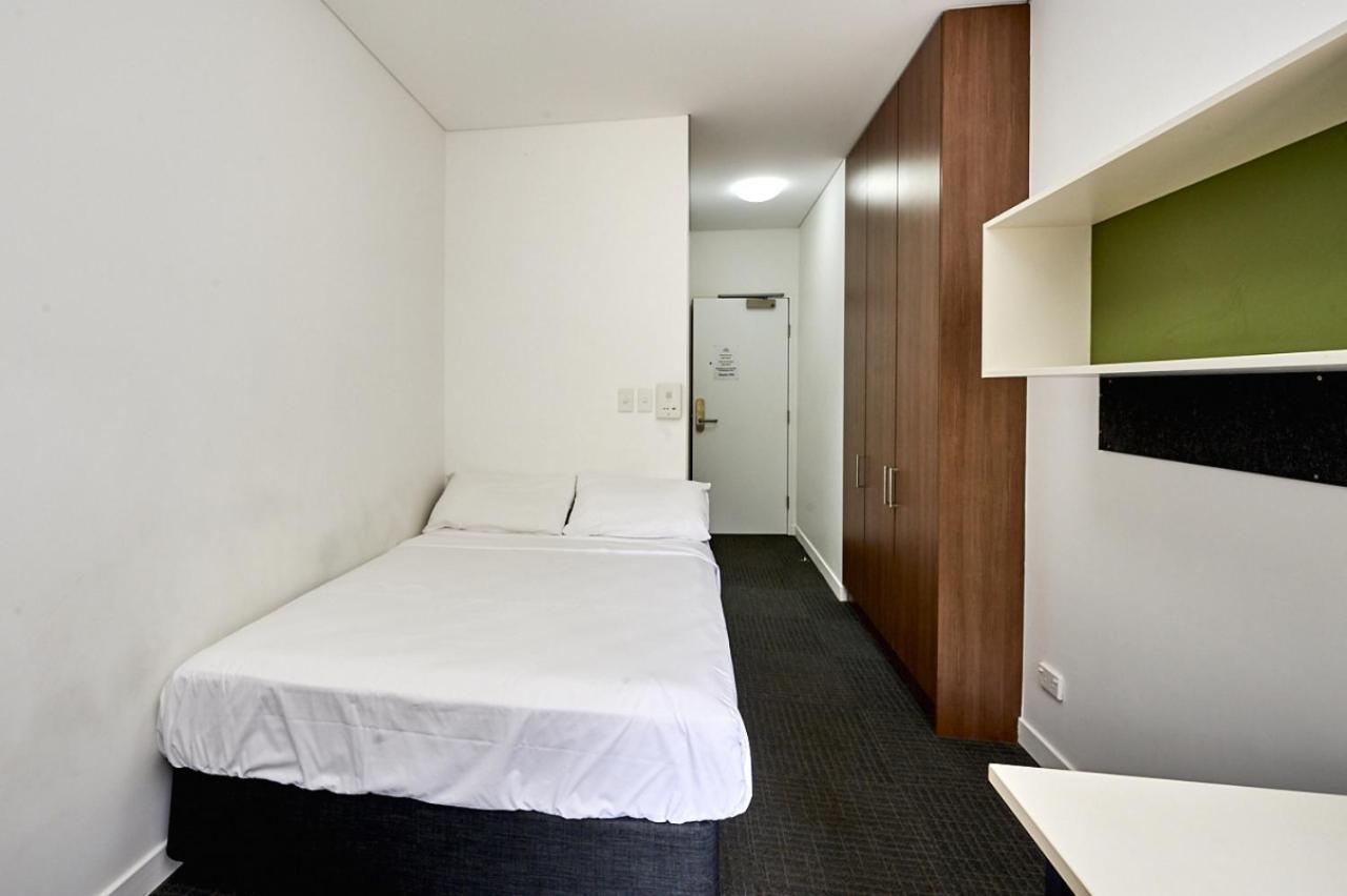 Racecourse Space Pop Up Randwick Экстерьер фото